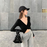 V-neck long sexy crop top - shoperly